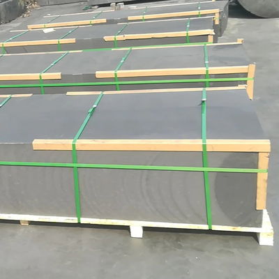 Dunkelgrauer Silizium-Graphit-Block 12μm Korngröße in der Solarphotovoltaikindustrie